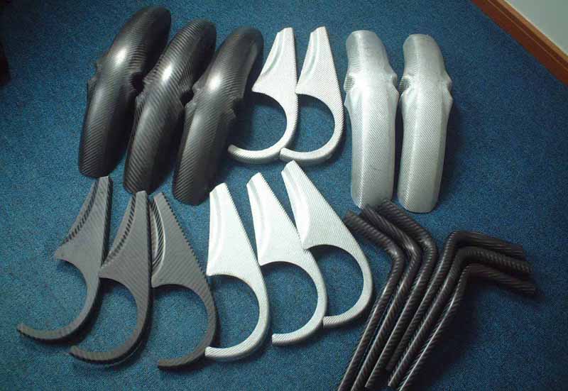 碳纖維汽車用品配件，碳纖維汽車用具，碳纖維異形件生產(chǎn)